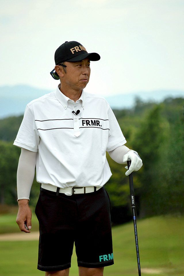 �{�{ �T�� ��